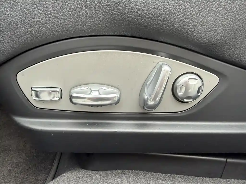 Porsche Panamera 2014 — фото 21