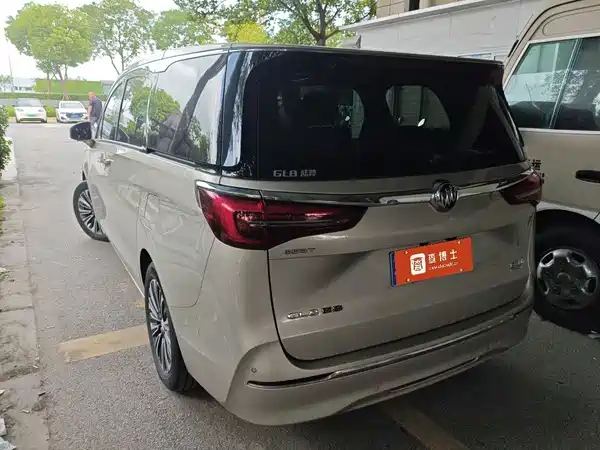 Buick GL8 2021