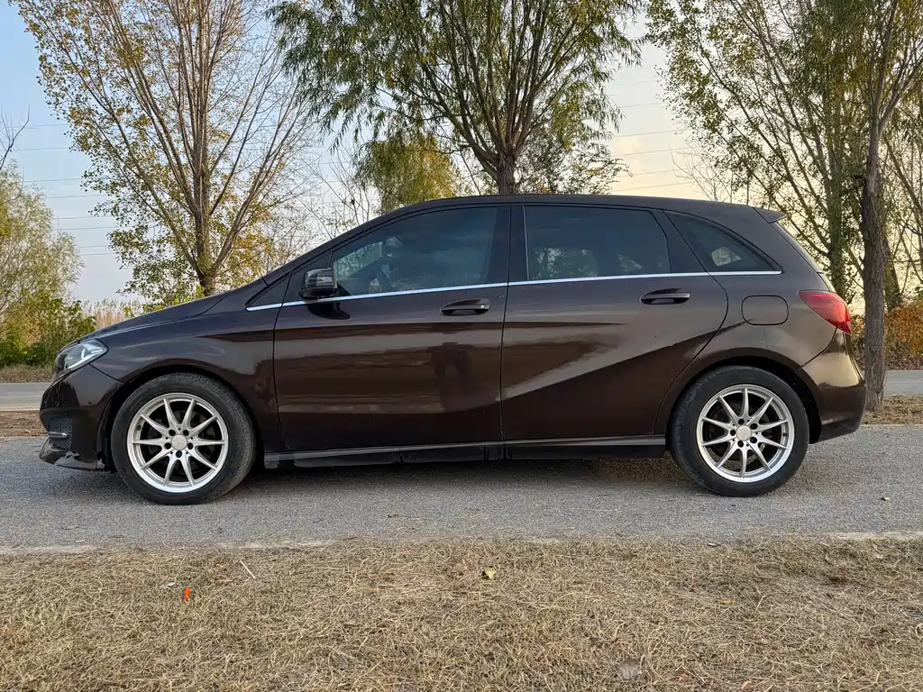 Mercedes-Benz B-Class 2015 — фото 4