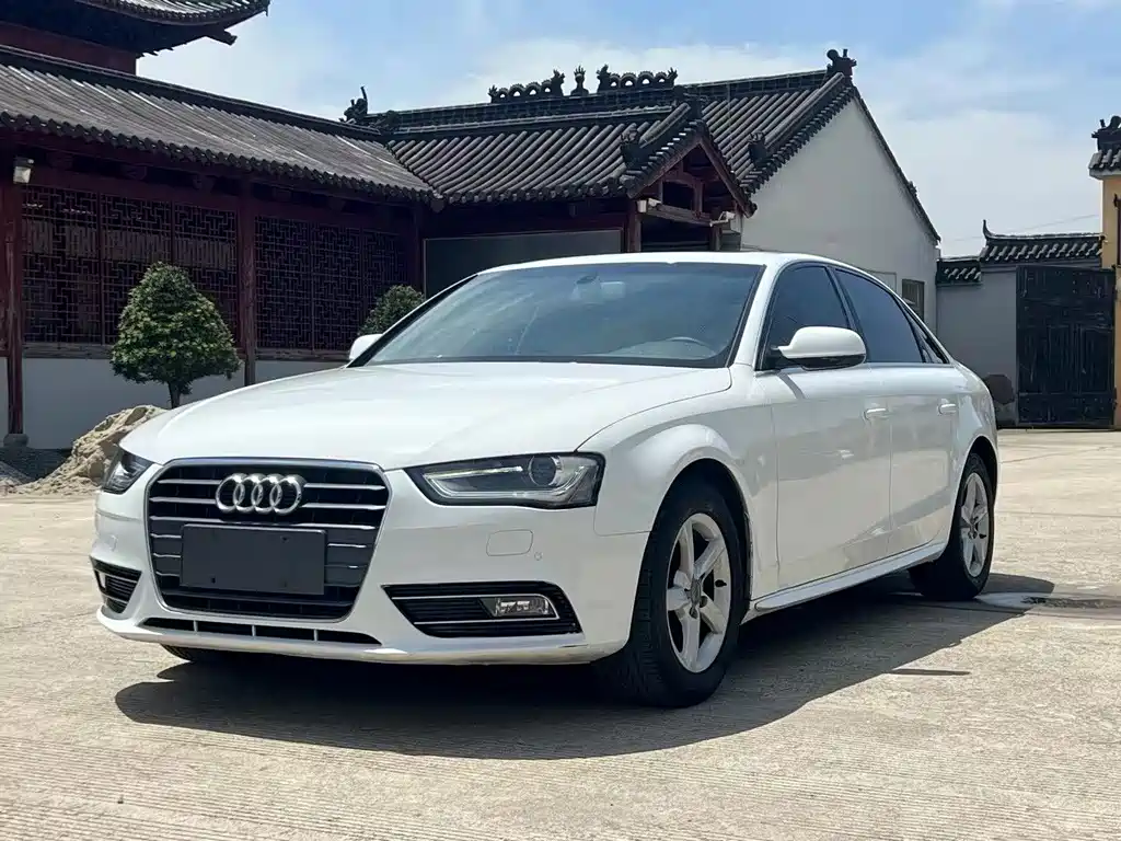 Audi A4L 2013