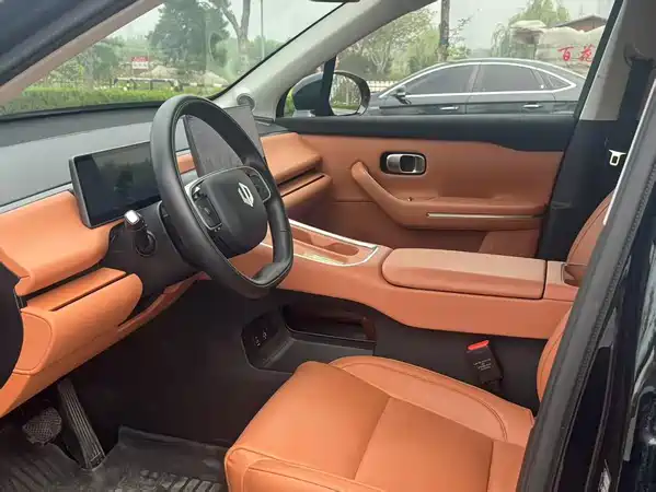 Leapmotor C16 2025
