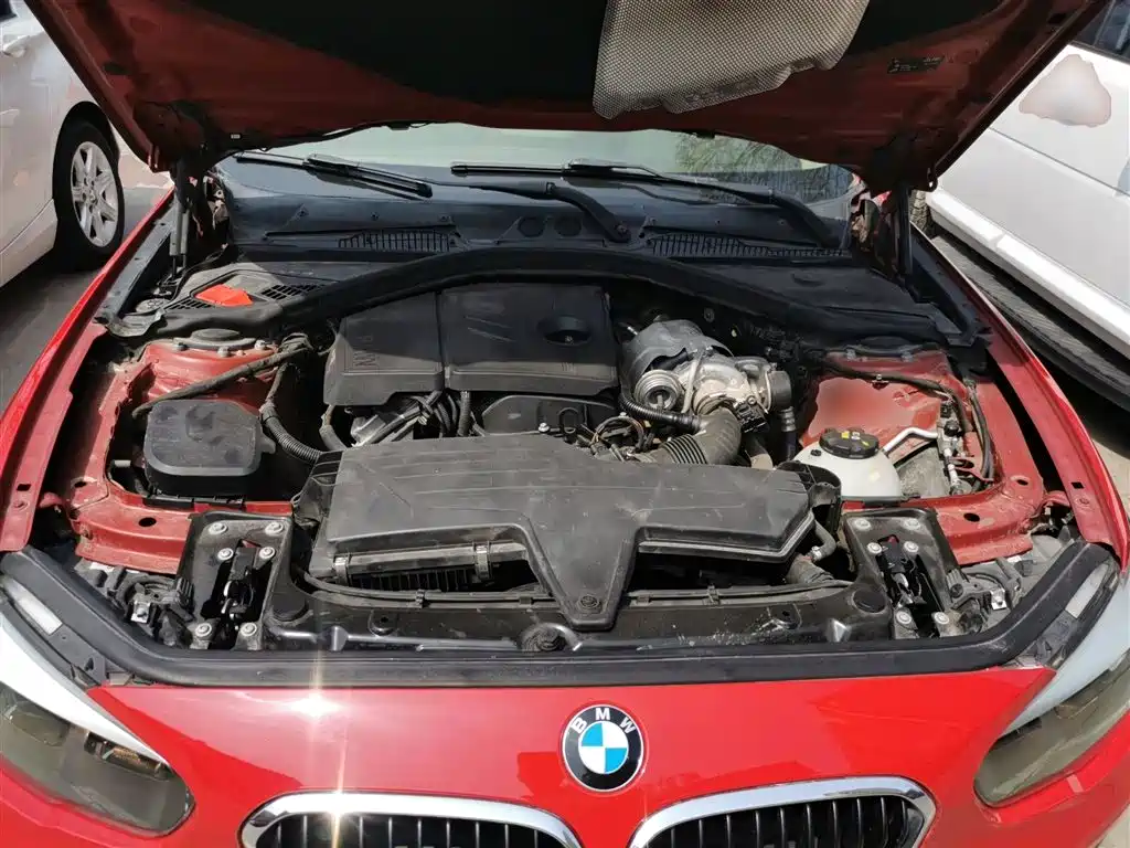 BMW 1 Series 2015 — фото 16