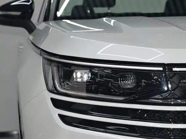 Volkswagen Tavendor 2023