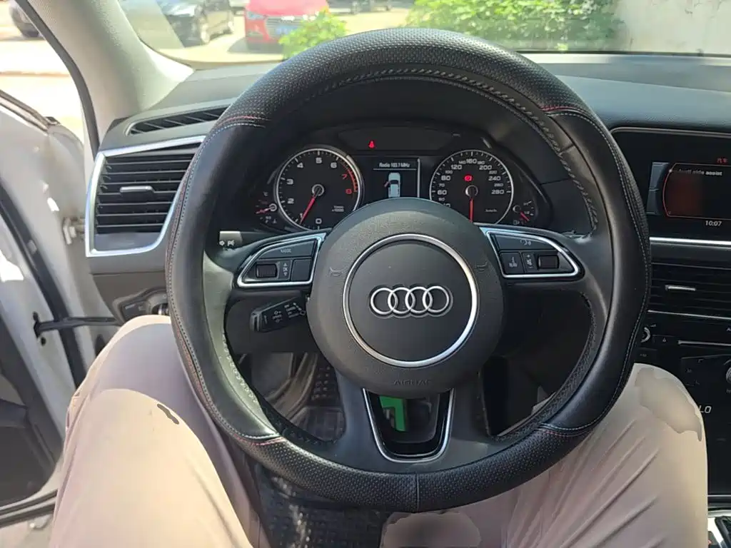Audi Q5 2018 — фото 15