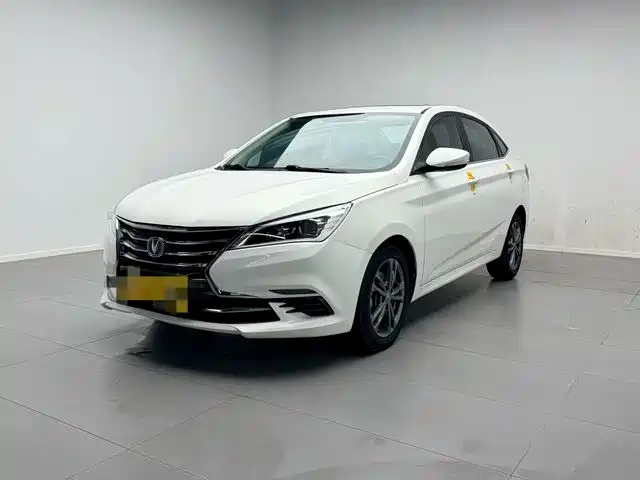 Changan Eado DT 2020 — фото 1