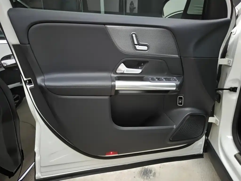 Mercedes-Benz GLA 2020