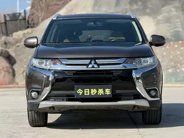 Mitsubishi Outlander 2018