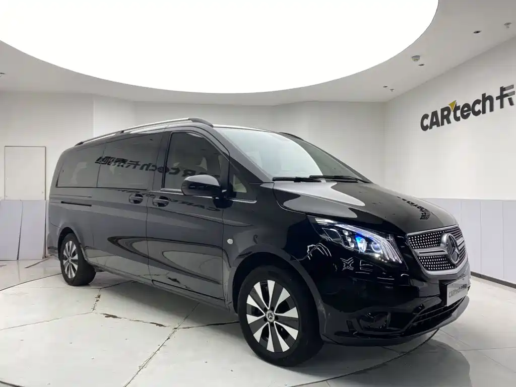 Mercedes-Benz Vito 2023 — фото 1