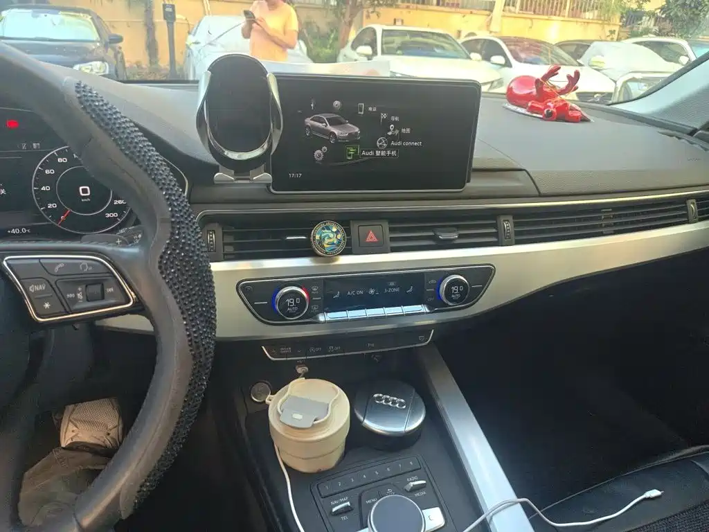 Audi A4L 2018