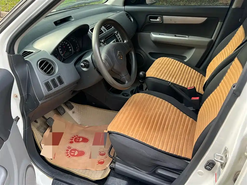 Suzuki Swift 2015