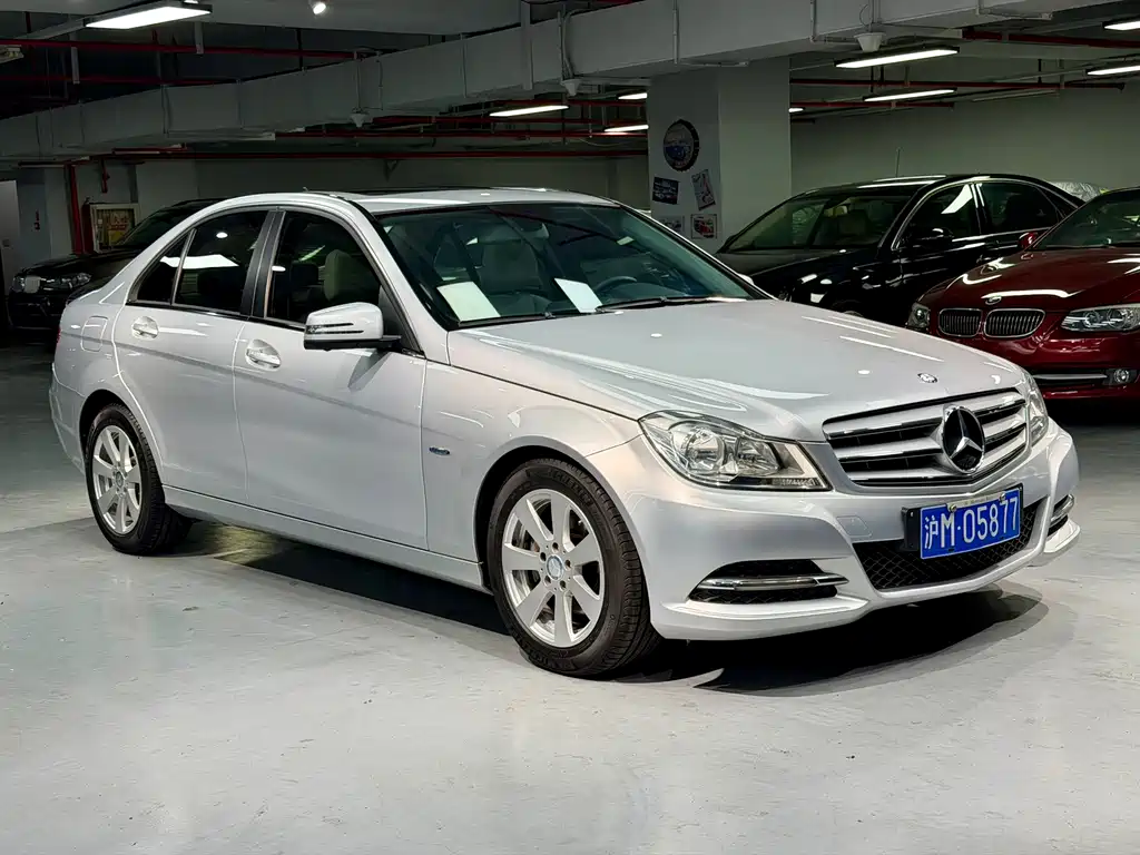 Mercedes-Benz C-Class 2011