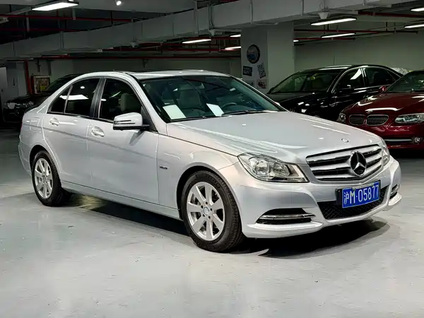 Mercedes-Benz C-Class 2011
