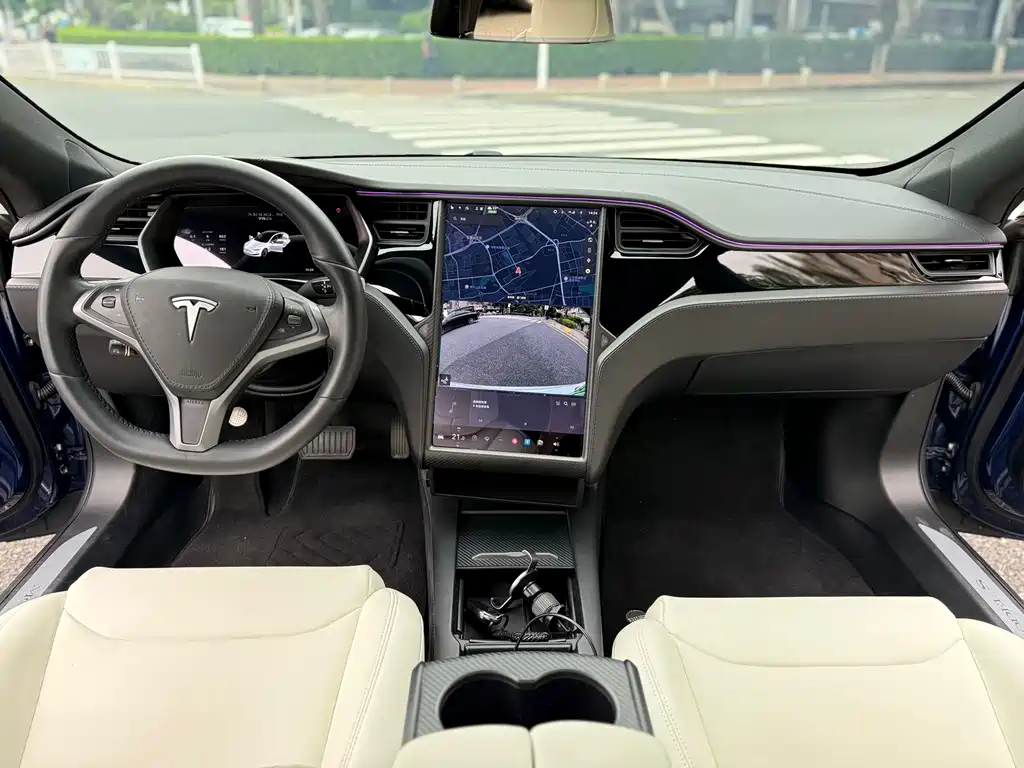 Tesla Model S 2019 — фото 5
