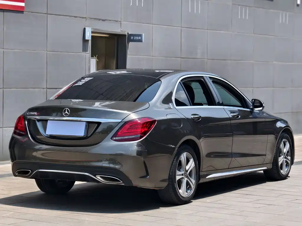 Mercedes-Benz C-Class 2019 — фото 9