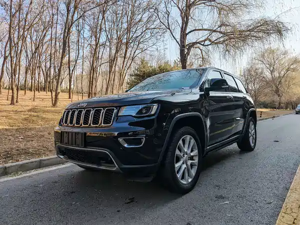 Jeep Grand Cherokee 2017