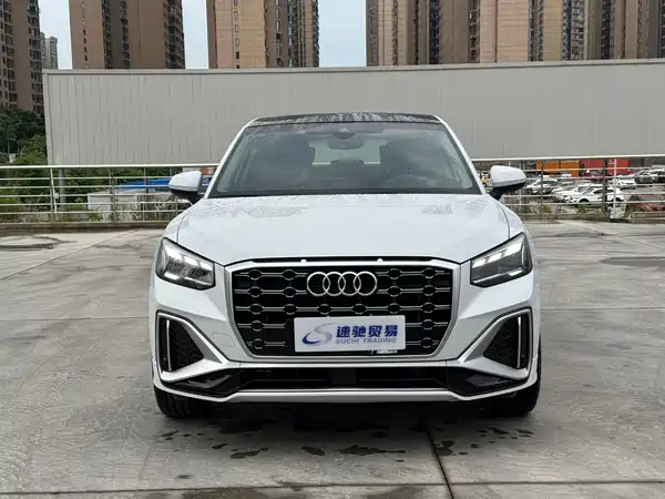 Audi Q2L 2022