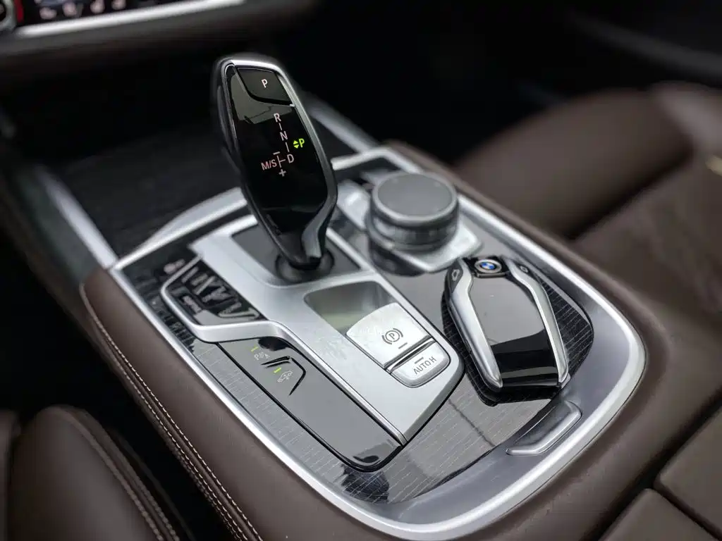 BMW 7 Series 2022 — фото 19