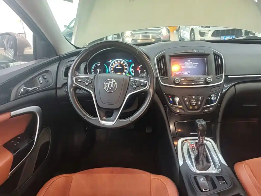 Buick Regal 2016 — фото 11