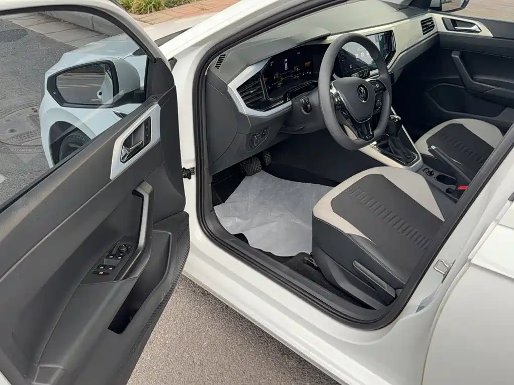 Volkswagen Polo 2023