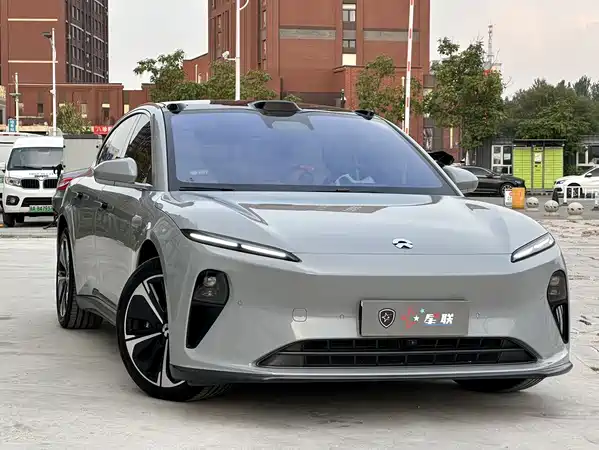 NIO ET5T 2024