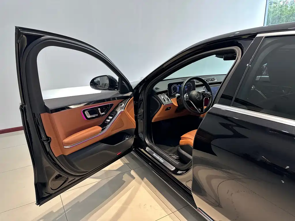 Mercedes-Benz S-Class 2025 — фото 12