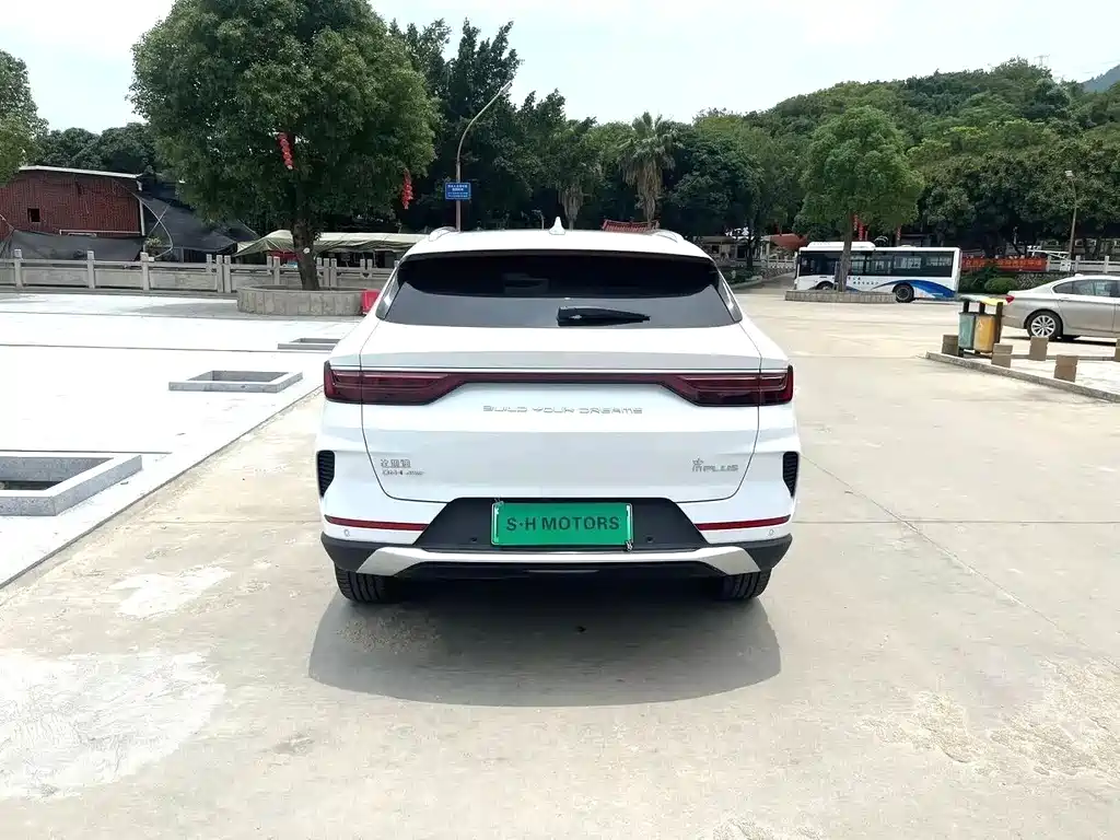 BYD Song PLUS New Energy 2023 — фото 8