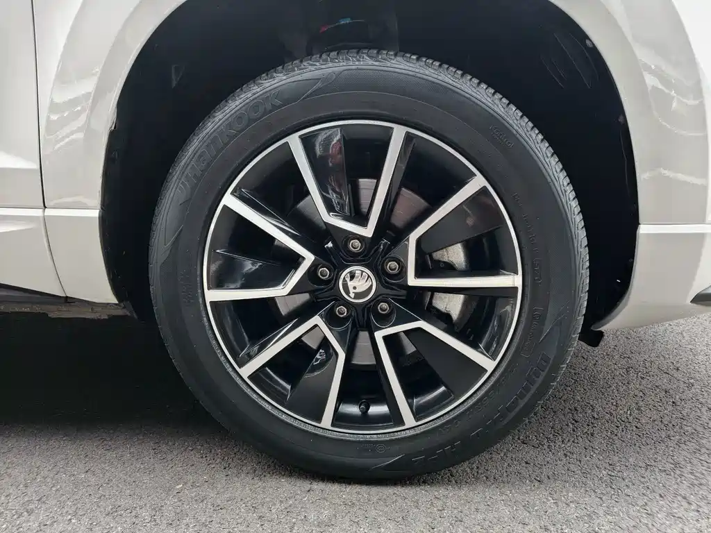 Skoda Karoq 2022 — фото 4