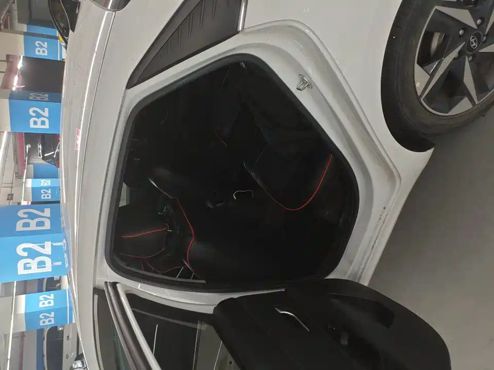 Hyundai Elantra 2022