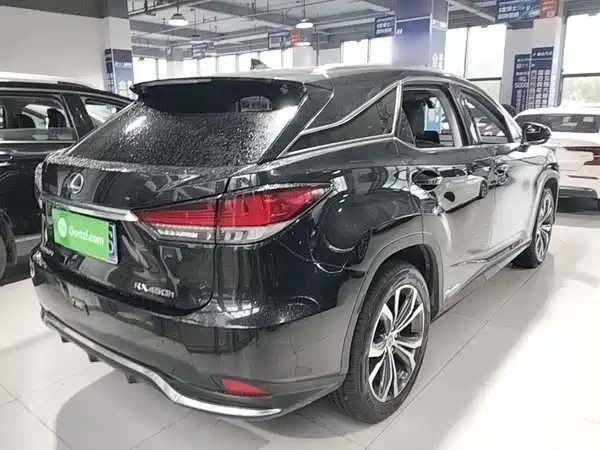 Lexus RX 2022