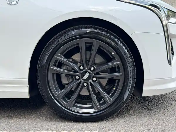 Cadillac CT4 2023