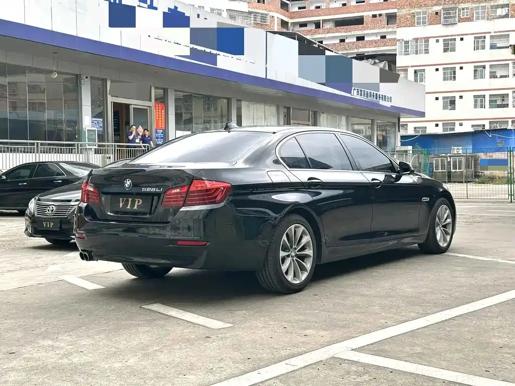 BMW 5 Series 2015