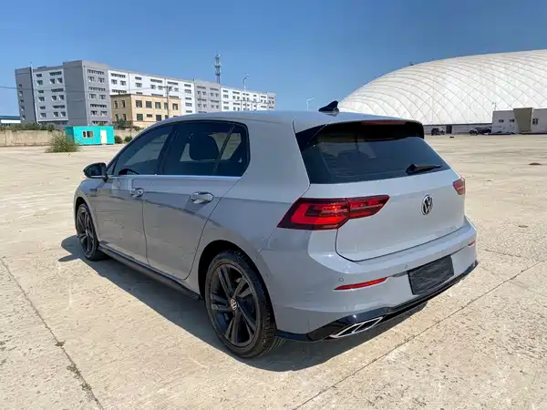 Volkswagen Golf 2022