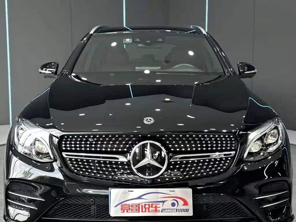 Mercedes-Benz GLC AMG 2018 — фото 2