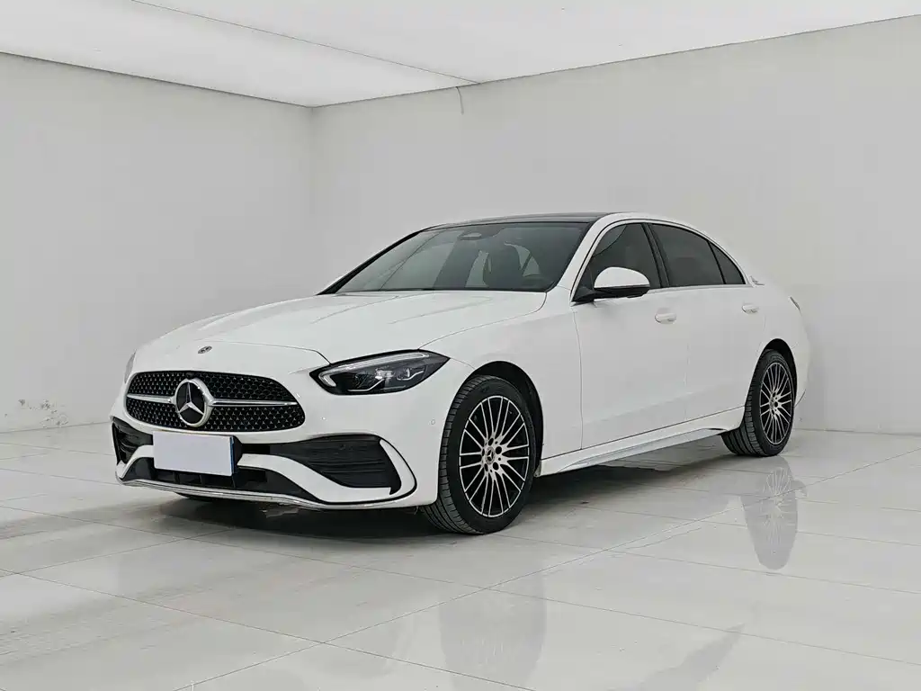 Mercedes-Benz C-Class 2024 — фото 1