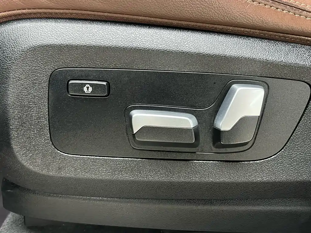 BMW X5 2021 — фото 20
