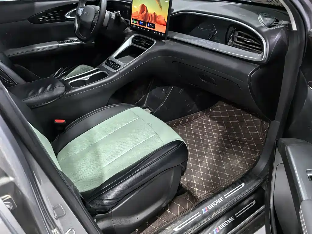 Geely Galaxy Starwish 2025 — фото 10
