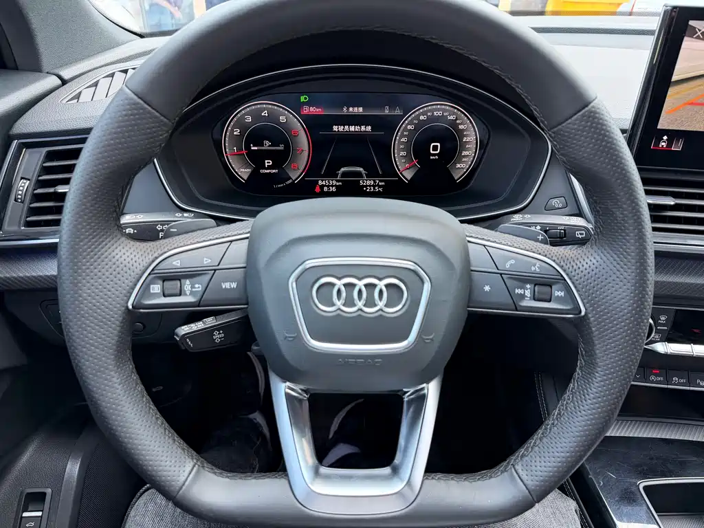 Audi Q5L Sportback 2021 — фото 14