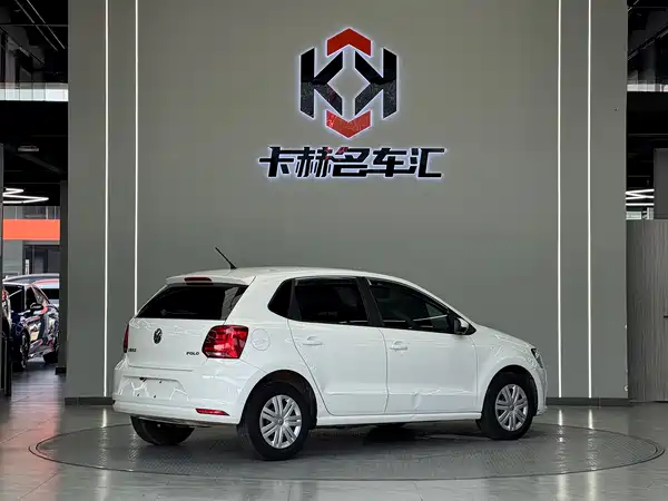 Volkswagen Polo 2016