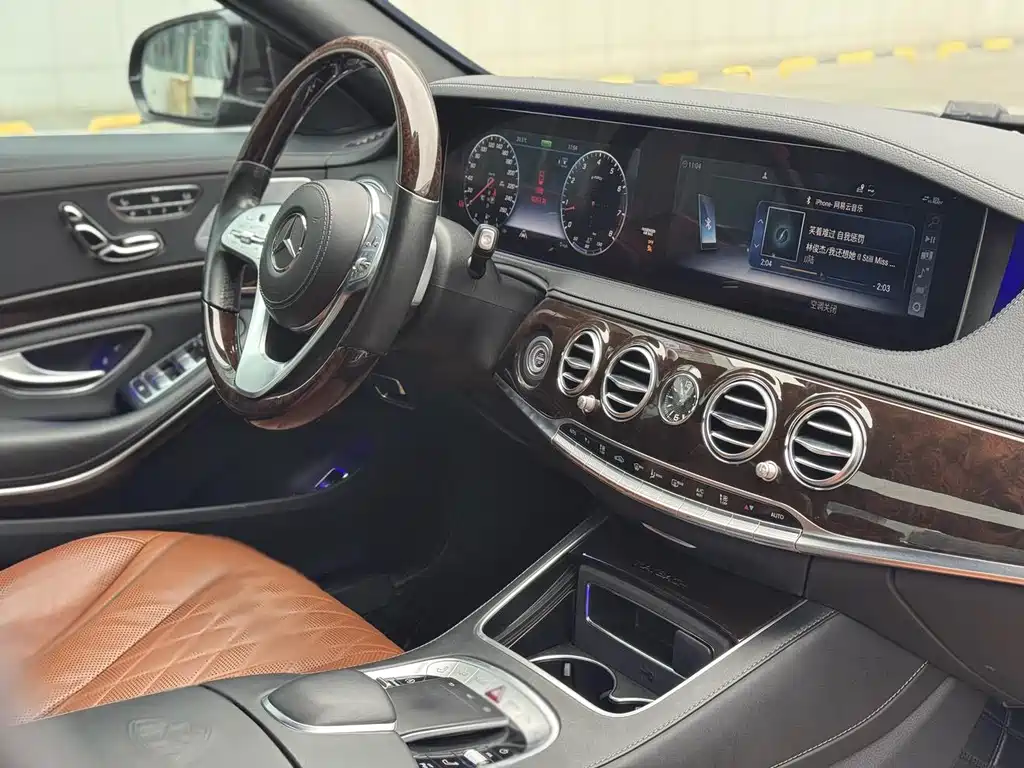 Mercedes-Benz Maybach S-Class 2021 — фото 12
