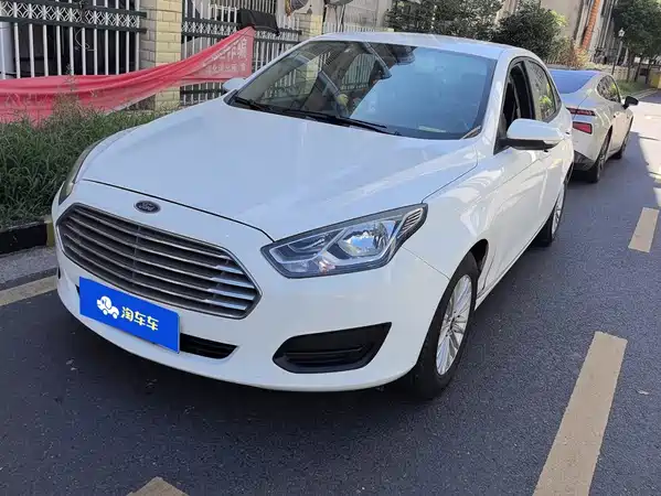 Ford Escort 2018