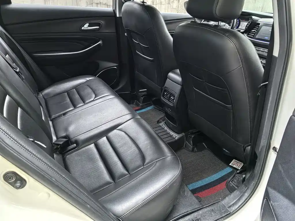 GAC Motor Trumpchi GA4 2019 — фото 12