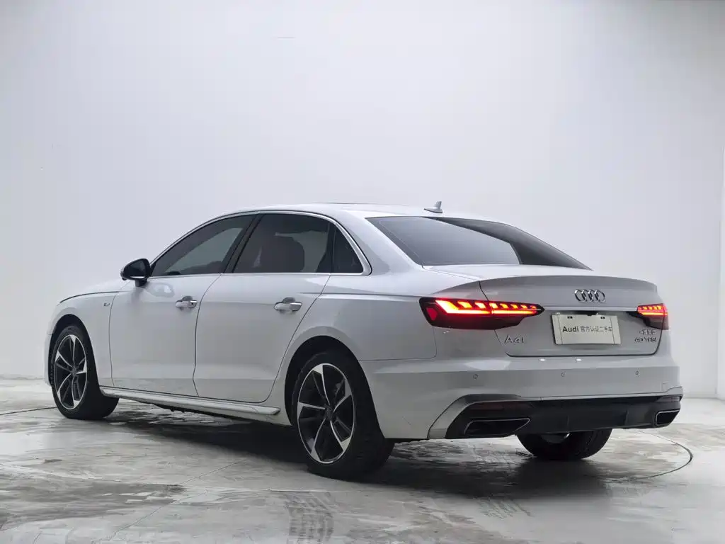 Audi A4L 2022