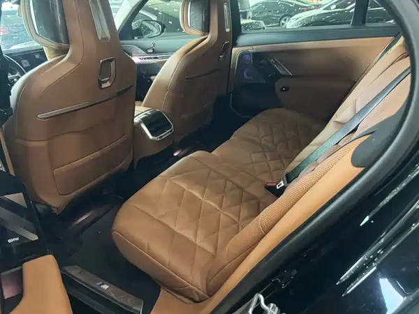 BMW 7 Series 2023