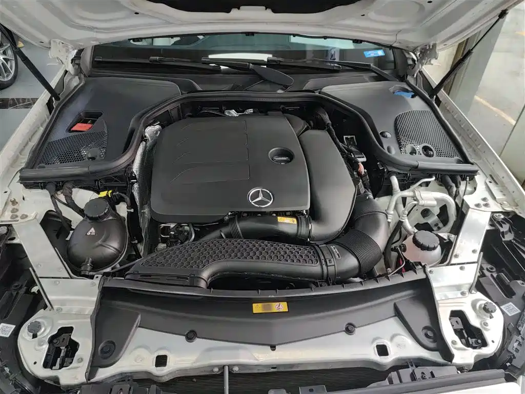 Mercedes-Benz E-Class 2020 — фото 20