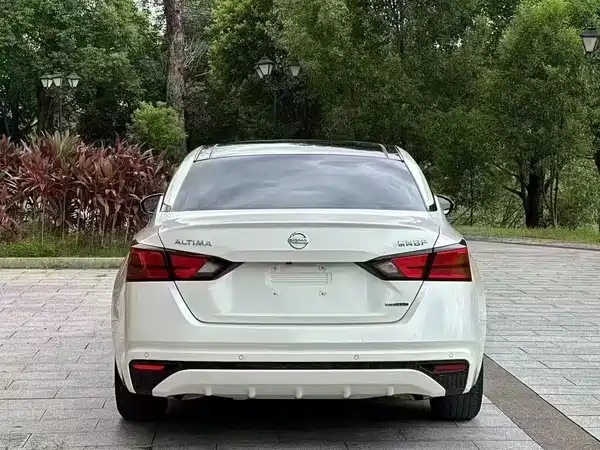 Nissan Teana 2021