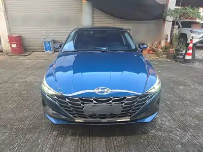 Hyundai Elantra 2022