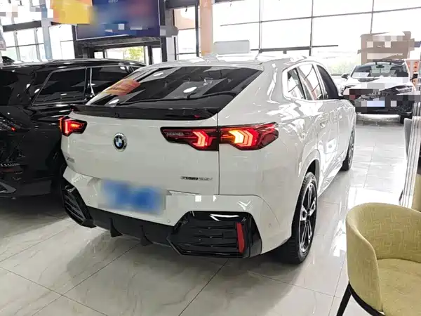 BMW X2 2025