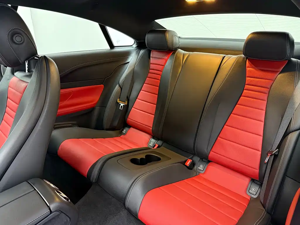 Mercedes-Benz E-Class 2023 — фото 7
