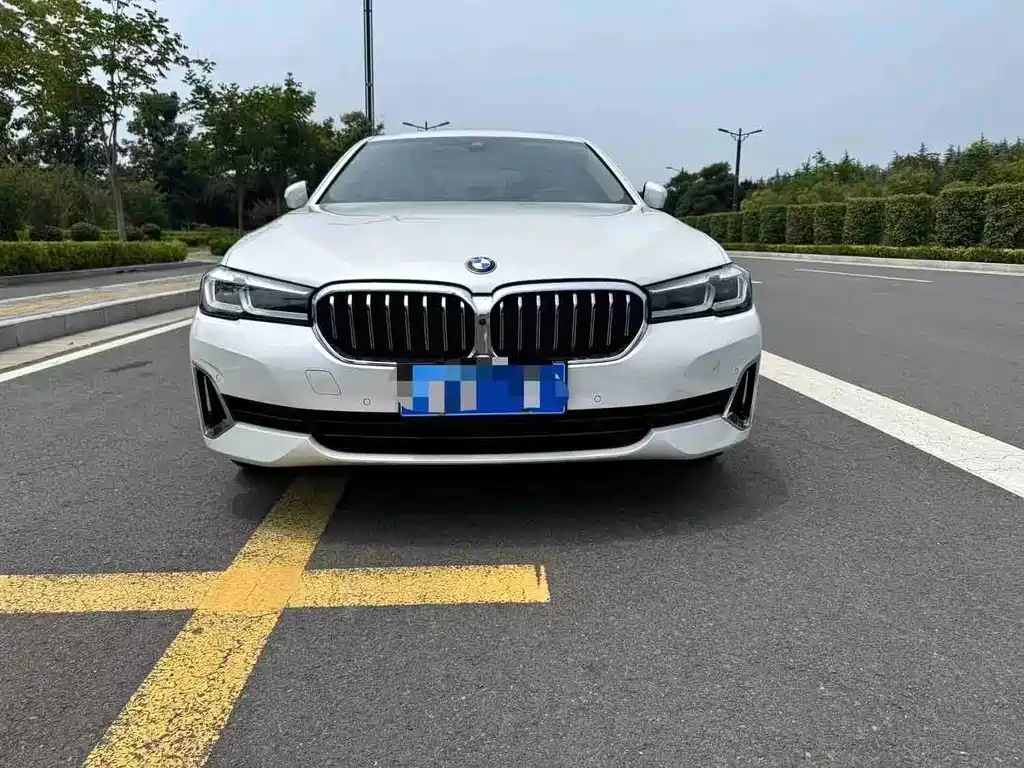 BMW 5 Series 2021