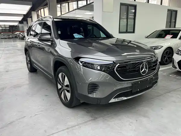 Mercedes-Benz EQB 2023